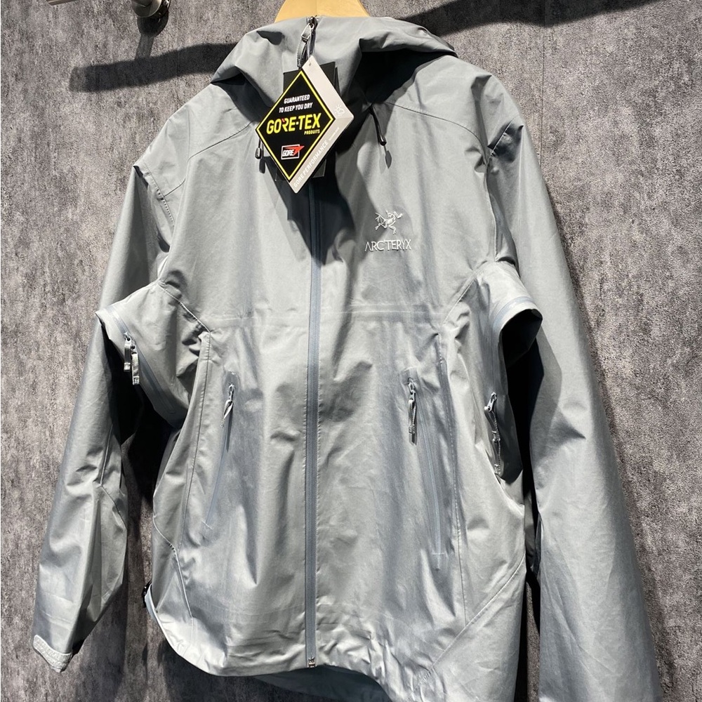 Arc'teryx Gray Performance Jacket - image 2